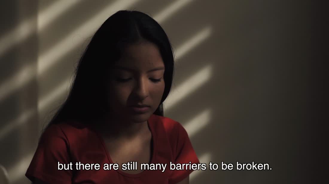 In Latin America and the Caribbean, one in four girls becomes a bride before she’s 18. And every hour, more than 200 girls become pregnant. This means girls are forced to drop out of school every hour and can’t pursue the futures they want.