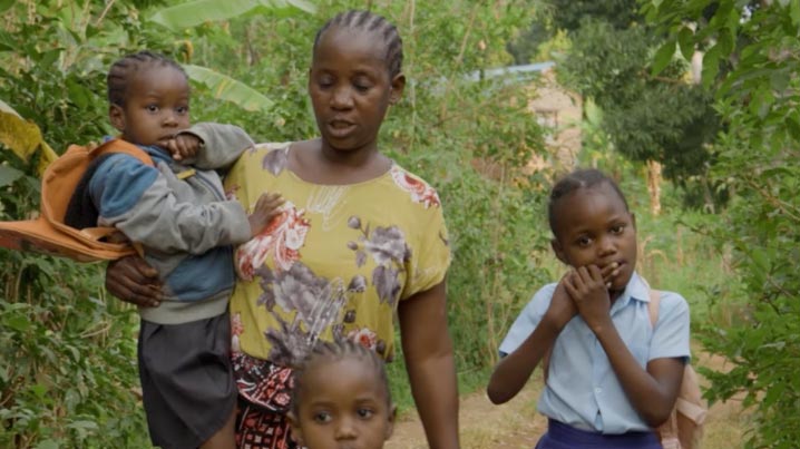 Caroline with her children 