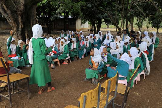 Fethia leads a Life Skills Training for Girls session for her peers in Ethiopia through the My Choice for My Life project contributed to by supporters in Canada and the Government of Canada.