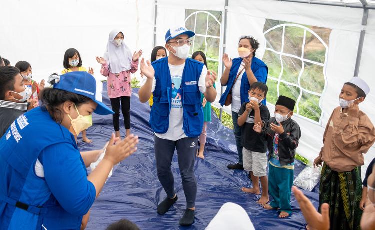 Donate now to the Children in Crisis Response Fund.